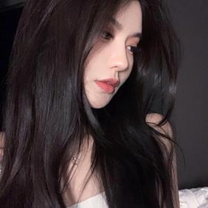 宁荣荣张开双腿被强❌游戏
